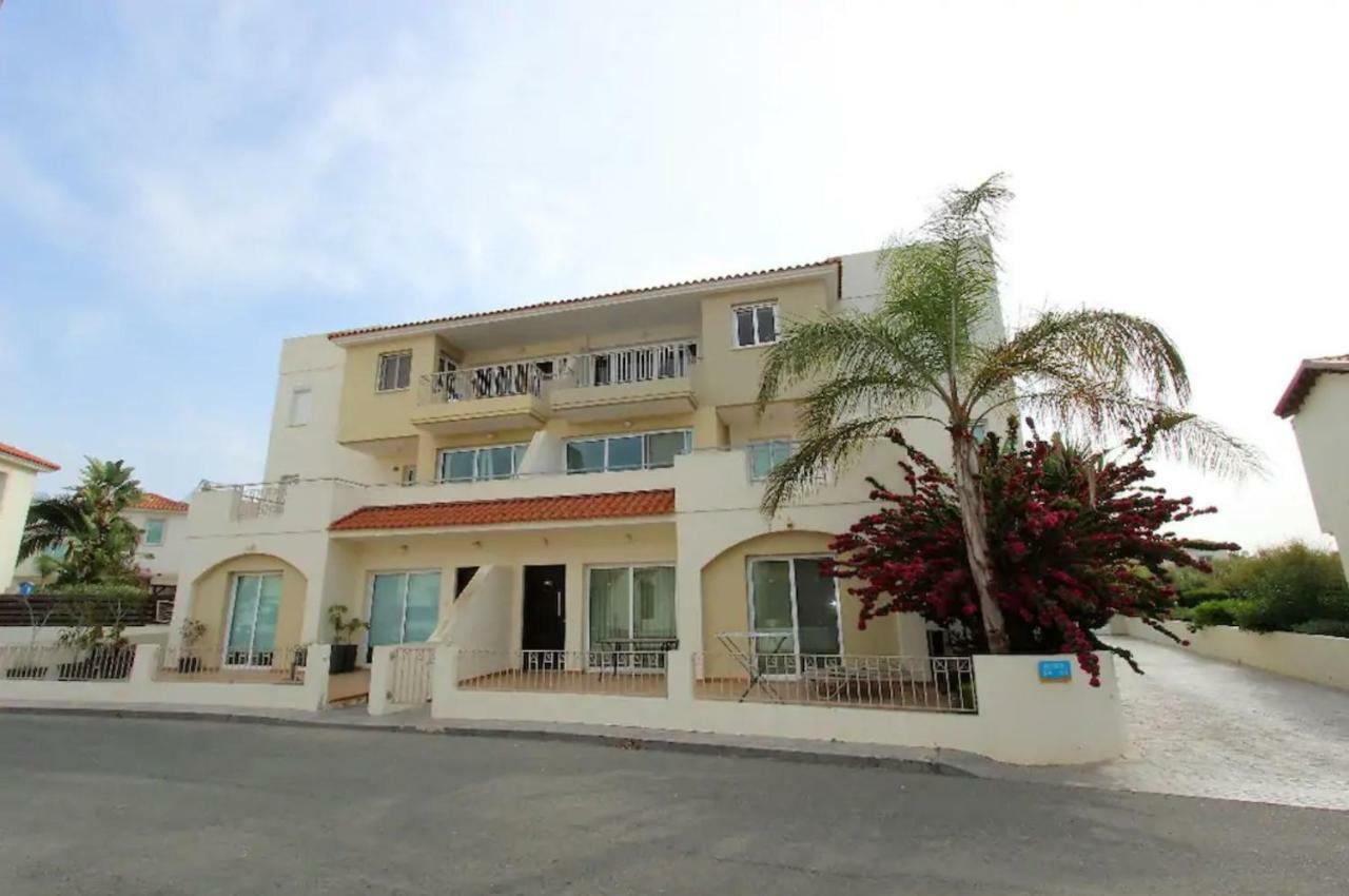 Golden Bay Deluxe Holiday Apartment Protarász Kültér fotó